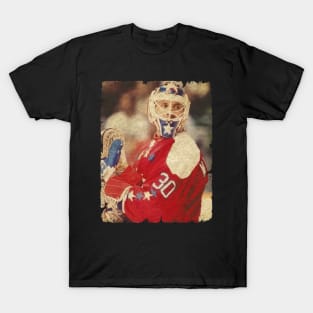 Clint Malarchuk, 1989 in Washington Capitals (5 Shutouts) T-Shirt